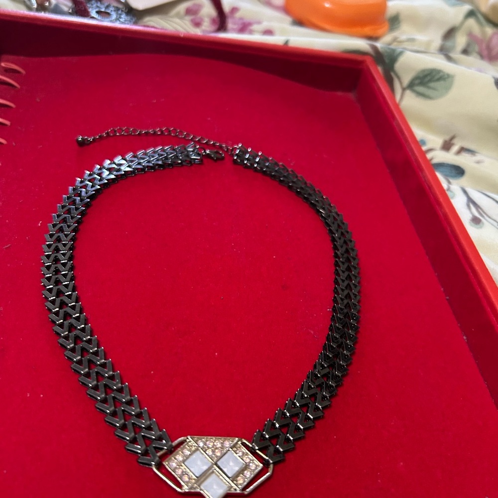 Elegant Black and Silver Necklace
